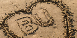 如何申请英国伯恩茅斯大学?