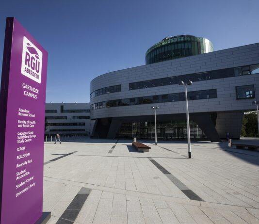 学习商科理学硕士课程中常见问题解答