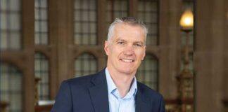 利物浦大学迎来新一任校长TIM JONES教授