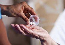 在疫情的第一年加拿大长期护理机构使用抗精神病药物的情况有所增加