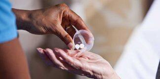 在疫情的第一年加拿大长期护理机构使用抗精神病药物的情况有所增加