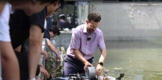 一场水面上的期末考试